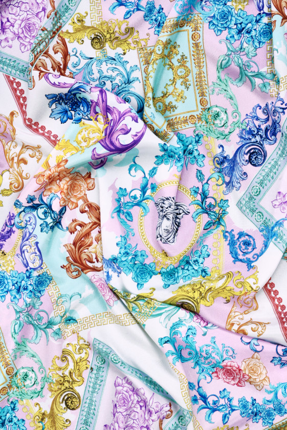 Pastellornamente aus Seidencrêpe