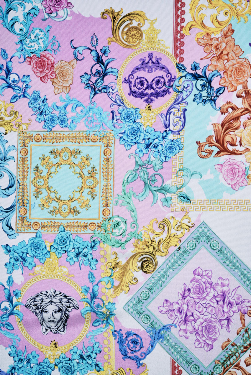 Krepa jedwabna pastelowe ornamenty KUPON 70cm