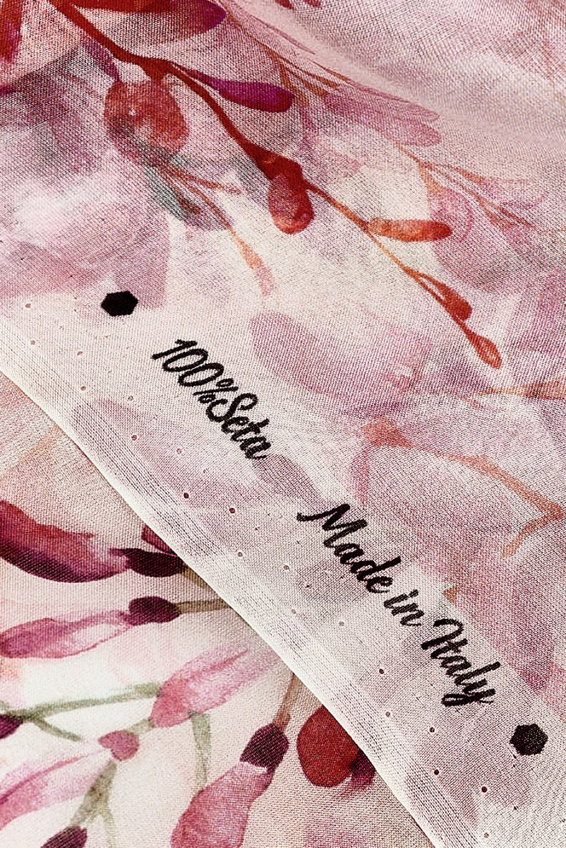 Шовковий муслін з яскравими квітами