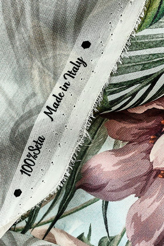 Silk muslin tropical vegetation