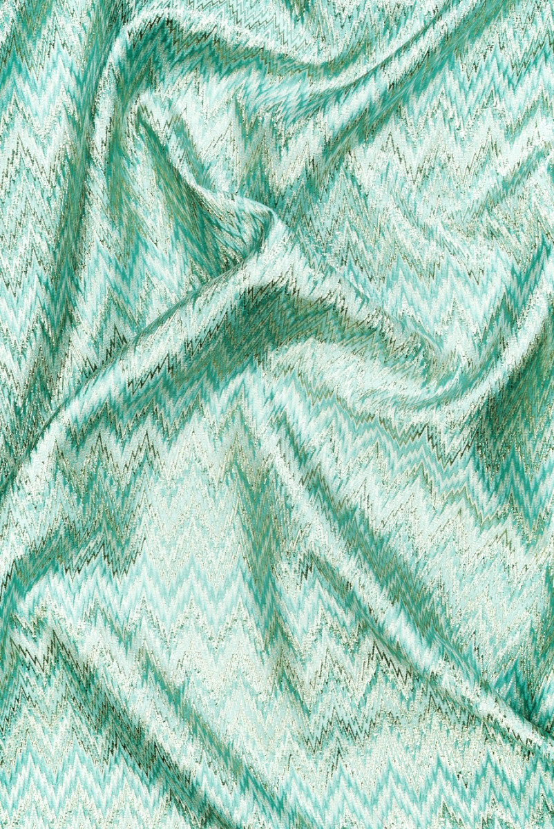 Jacquard mint zigzags