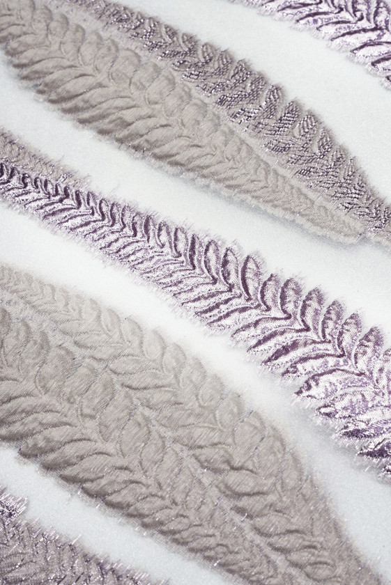 Organza-Jacquard-Farnblätter