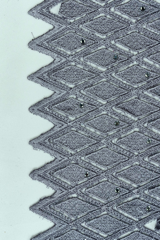 Guipure čipka sivé diamanty