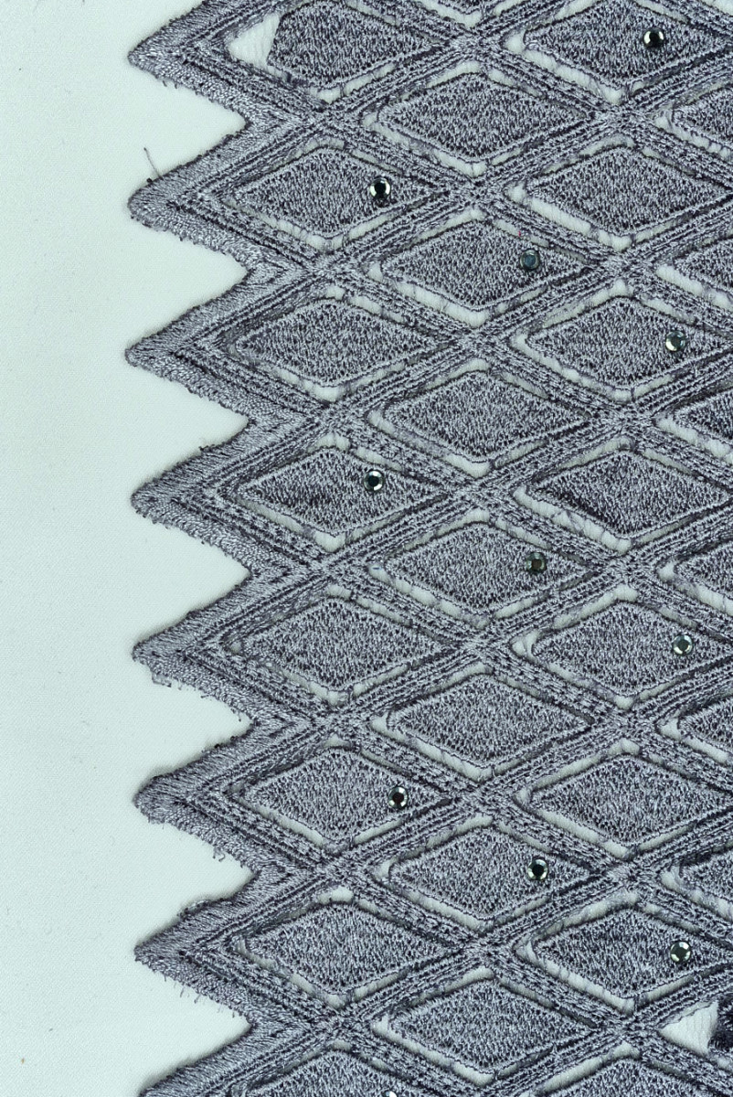 Guipure čipka sivé diamanty