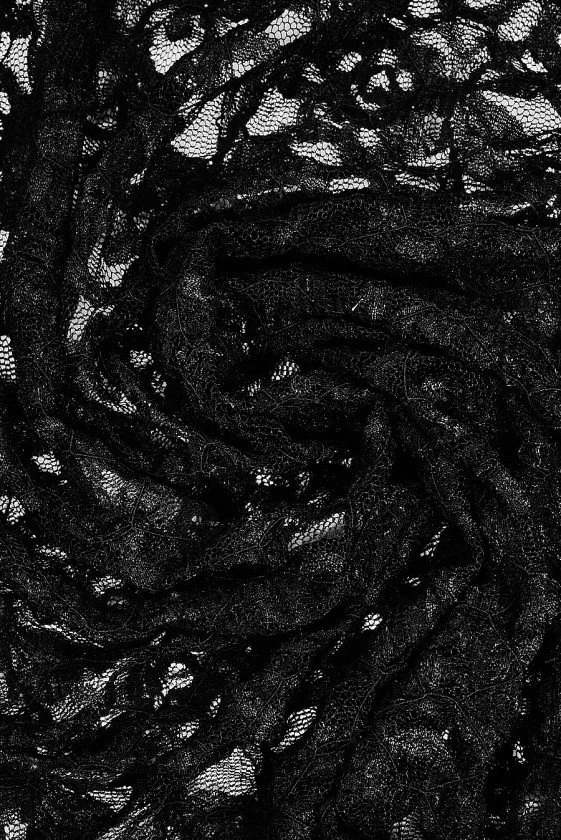 Elastic evening lace