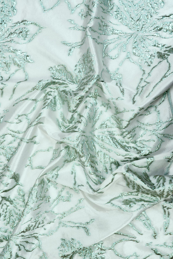 Jacquard nagy mentavirágokkal