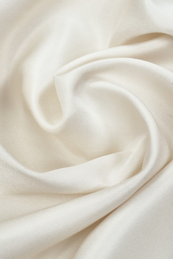 Coupons de soie avec coton écru