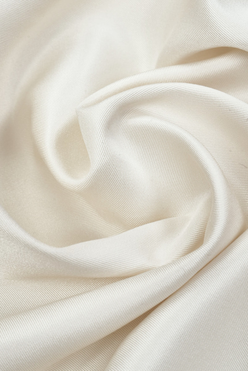 Coupons de soie avec coton écru