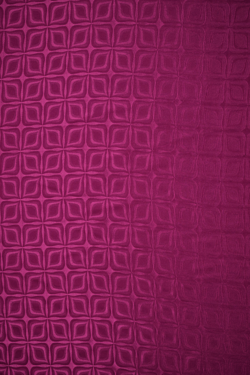 Fuchsiafarbene Jacquard-Seide