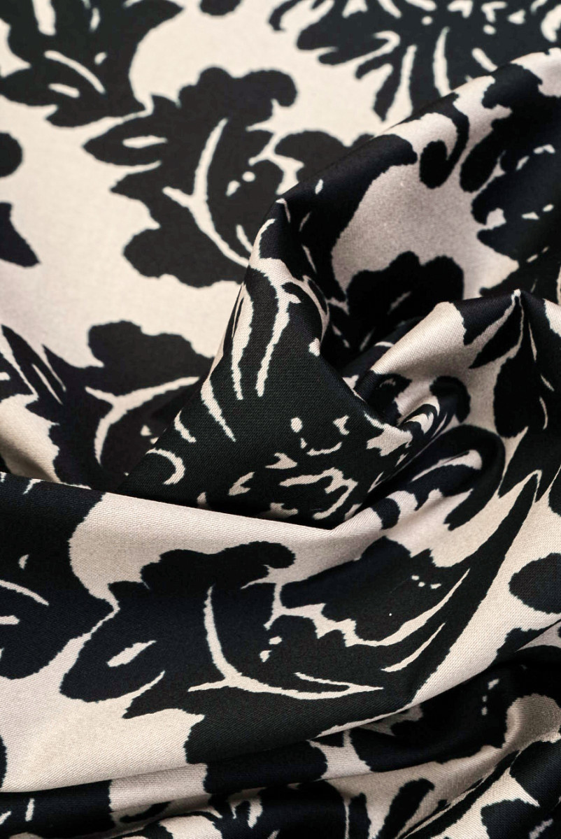 Cotton black ornaments COUPON 115cm