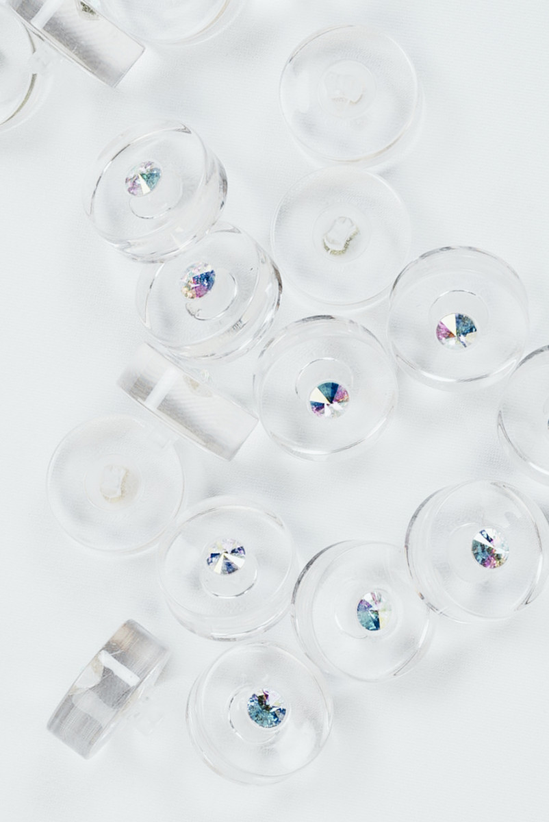 Прозора кнопка маленька