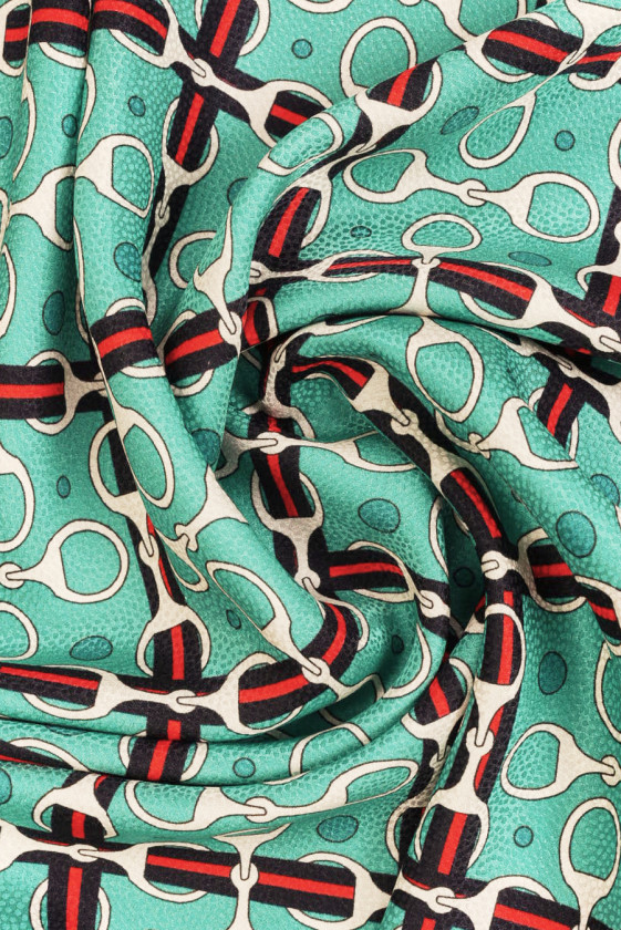 Jacquard selyem zsálya csatokkal