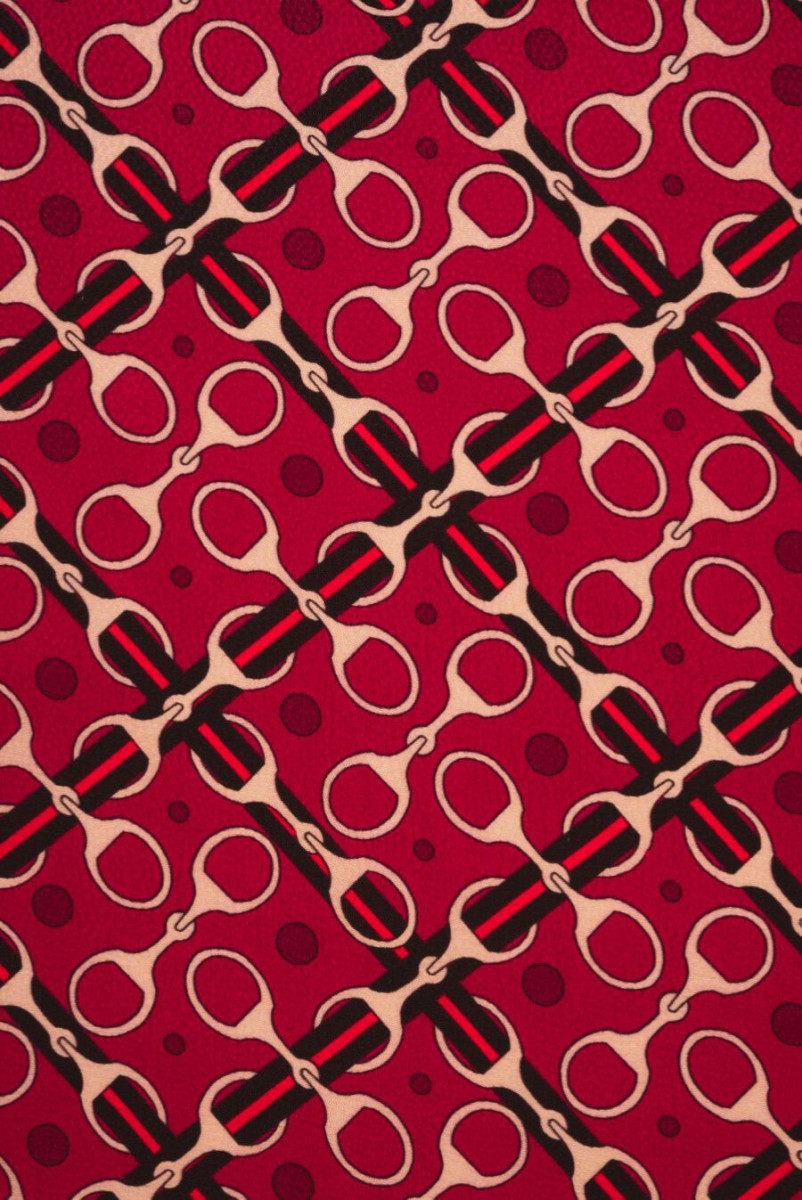 Jacquardseide mit Schnallen rot