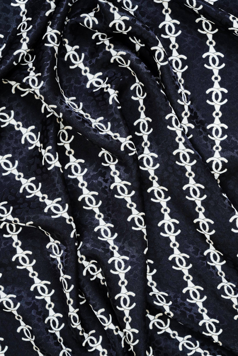 Jacquard Seide mit Ketten dunkelmarineblau