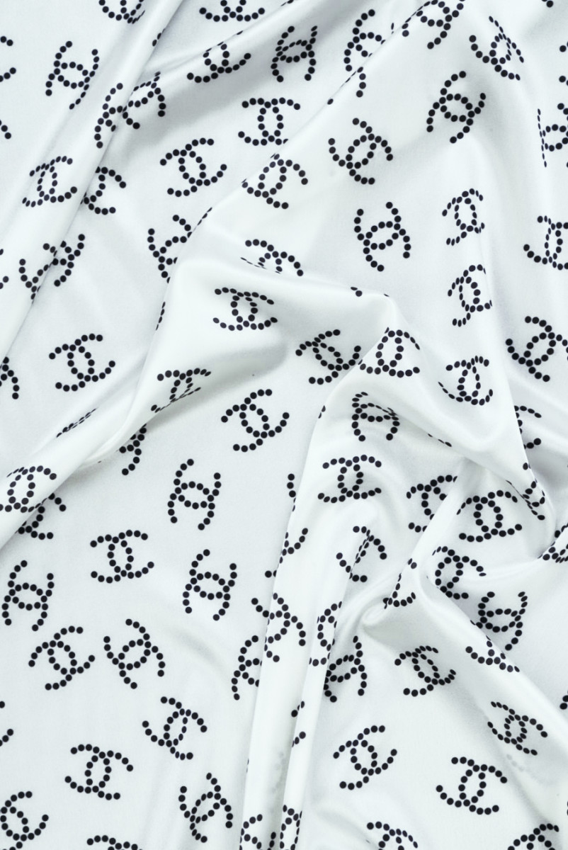 Satin de soie signé COUPON crème 120 cm