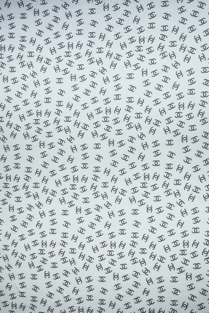 COUPON crem semnat din satin de mătase 120cm