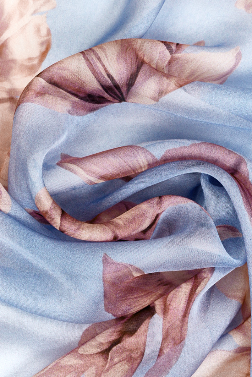 Musselin-Viskose-Seide mit Blumen