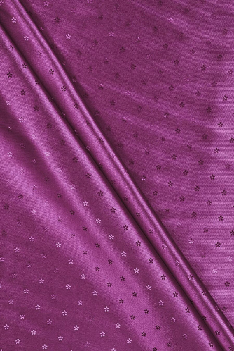 Jacquard lining with small flowers