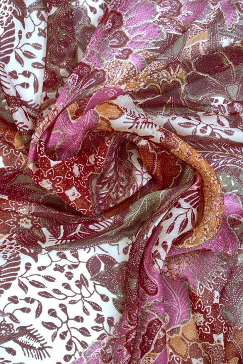 Polyester chiffon with floral motifs