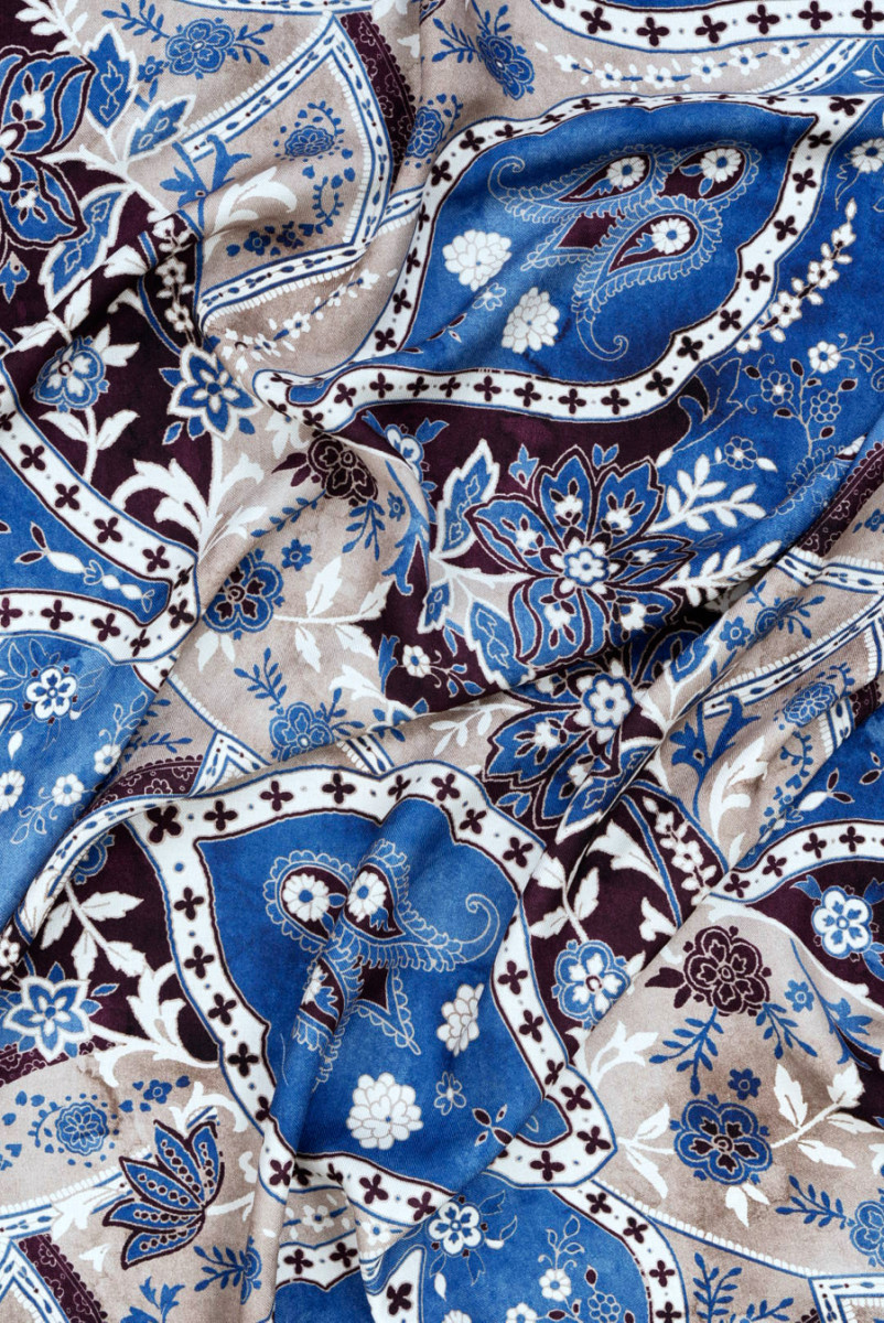 Viscose with oriental wool