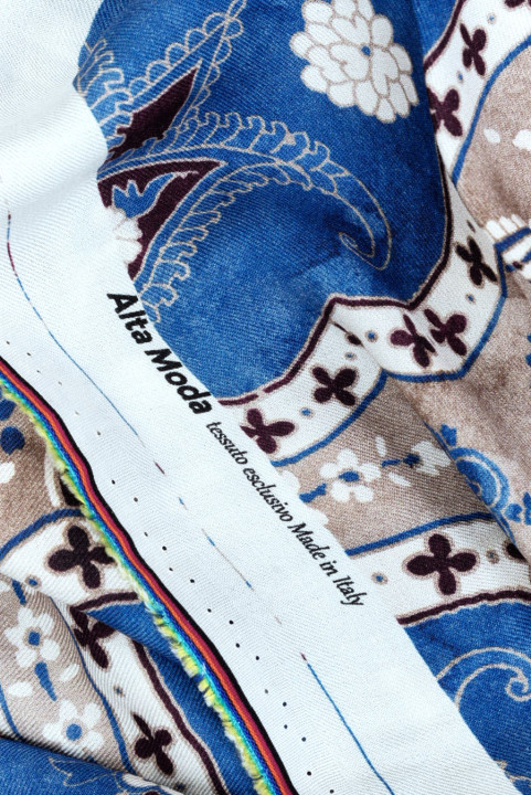 Viscose with oriental wool