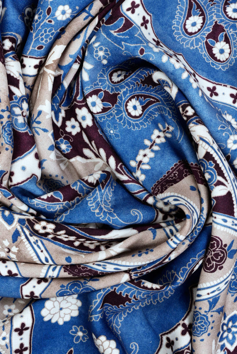 Viscose with oriental wool