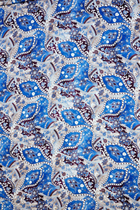 Viscose with oriental wool