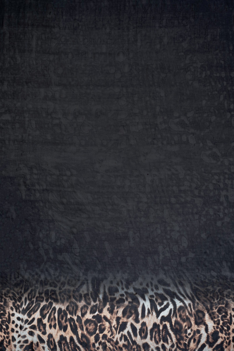 Musliin viskoossiid leopardimustriga