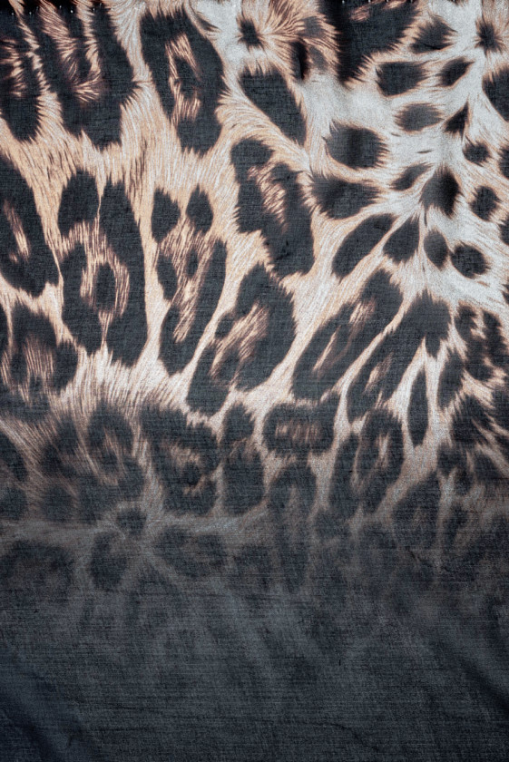 Muslin viscose silk with leopard print