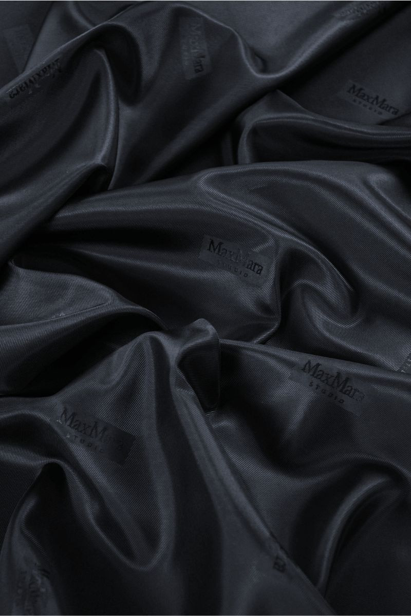 Signature lining dark navy blue