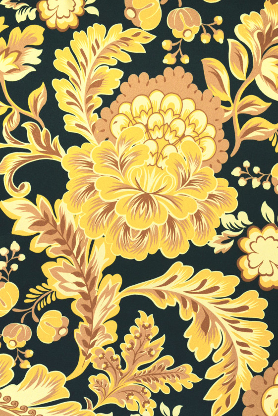 Seidensatin mit goldenen orientalischen Blumen