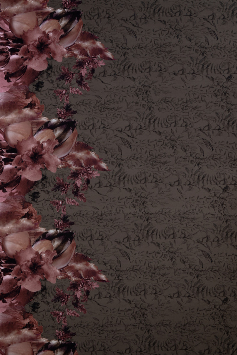 Viscose in autumn vegetation