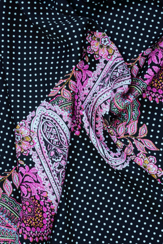 Viskozes punktiņi un paisley kuponi