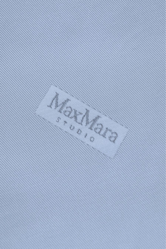 Signature blue-grey lining