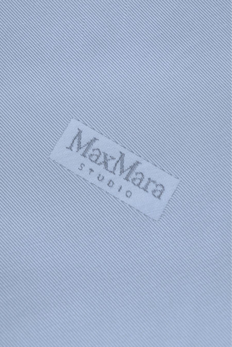 Signature blue-grey lining