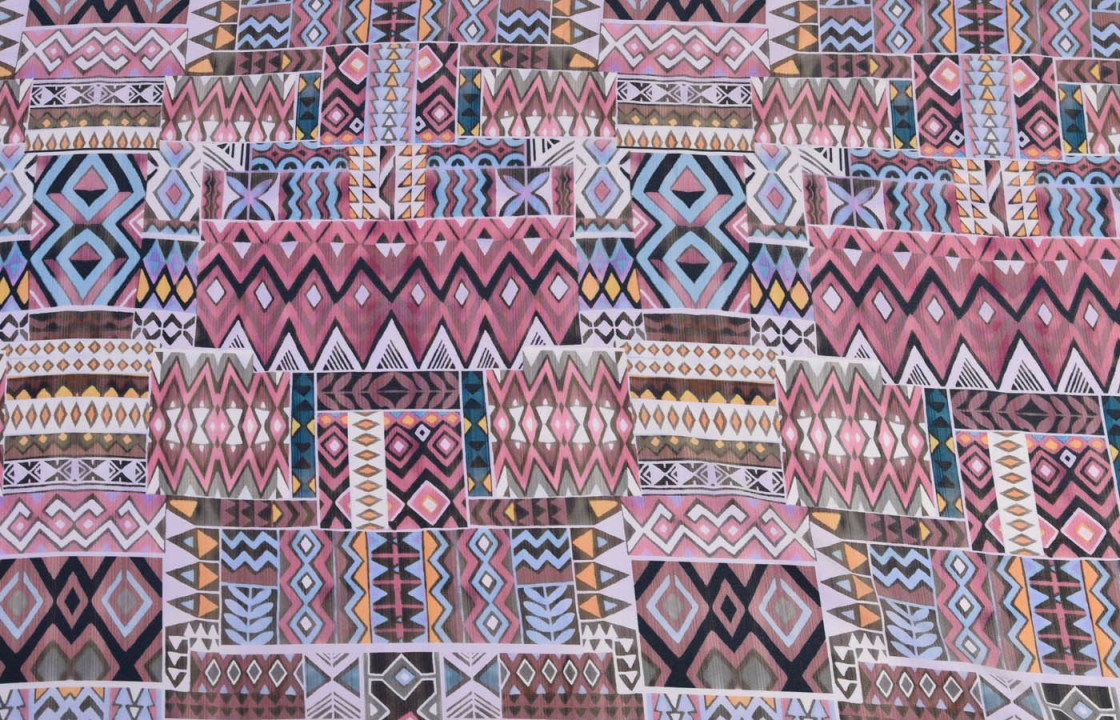 Patterned silk COUPON 120cm