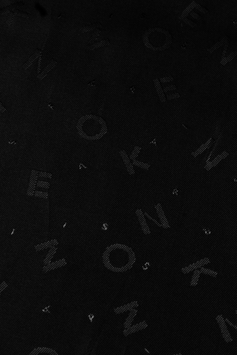 Signature lining black