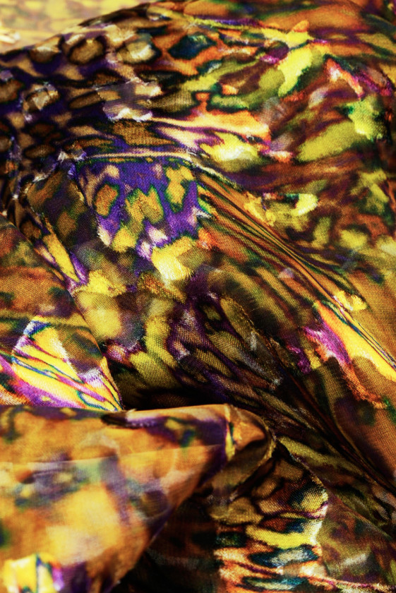 Silk with viscose devore red-purple