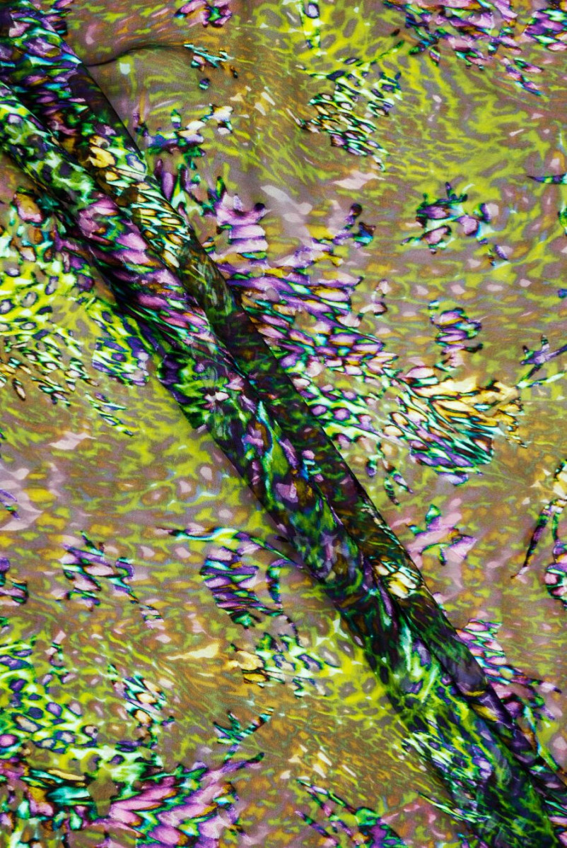 Silk with viscose devore green-purple