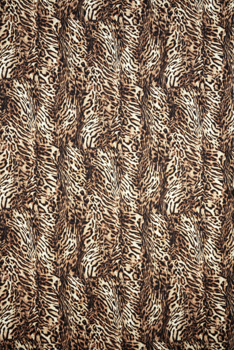 Viskóza s leopardím vzorem