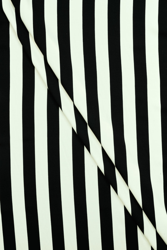 Viscose with vertical stripes
