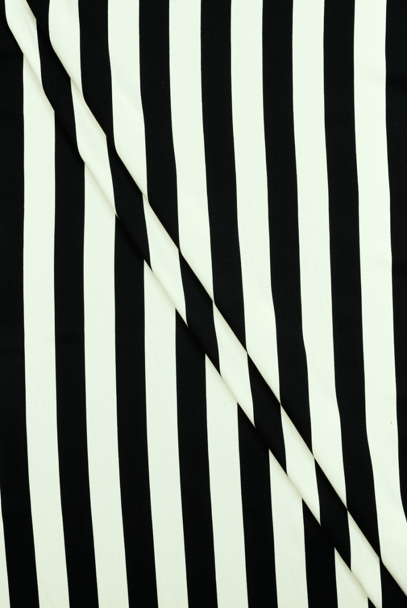 Viscose with vertical stripes