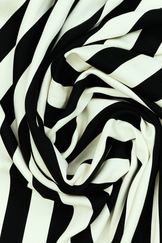 Viscose with vertical stripes