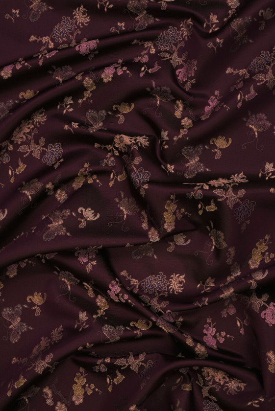 Burgundisk jacquard med blommor KUPONGER