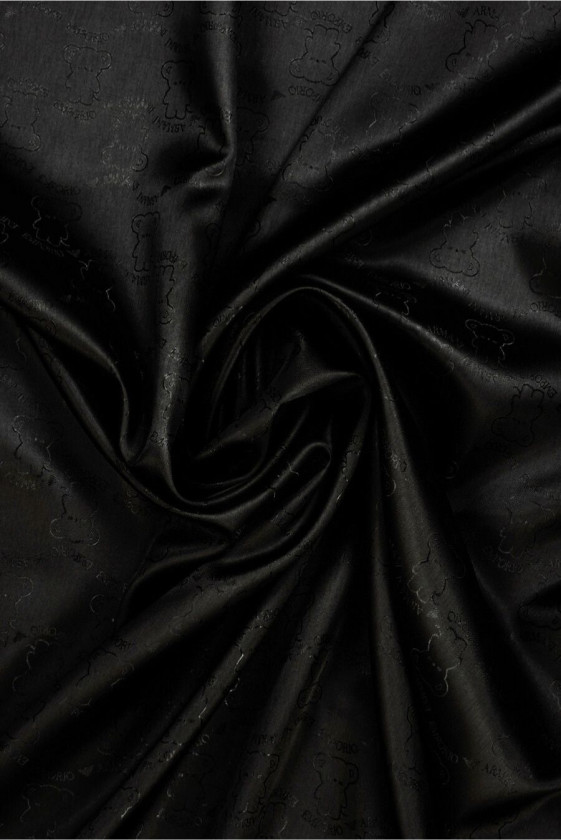 Signature lining black