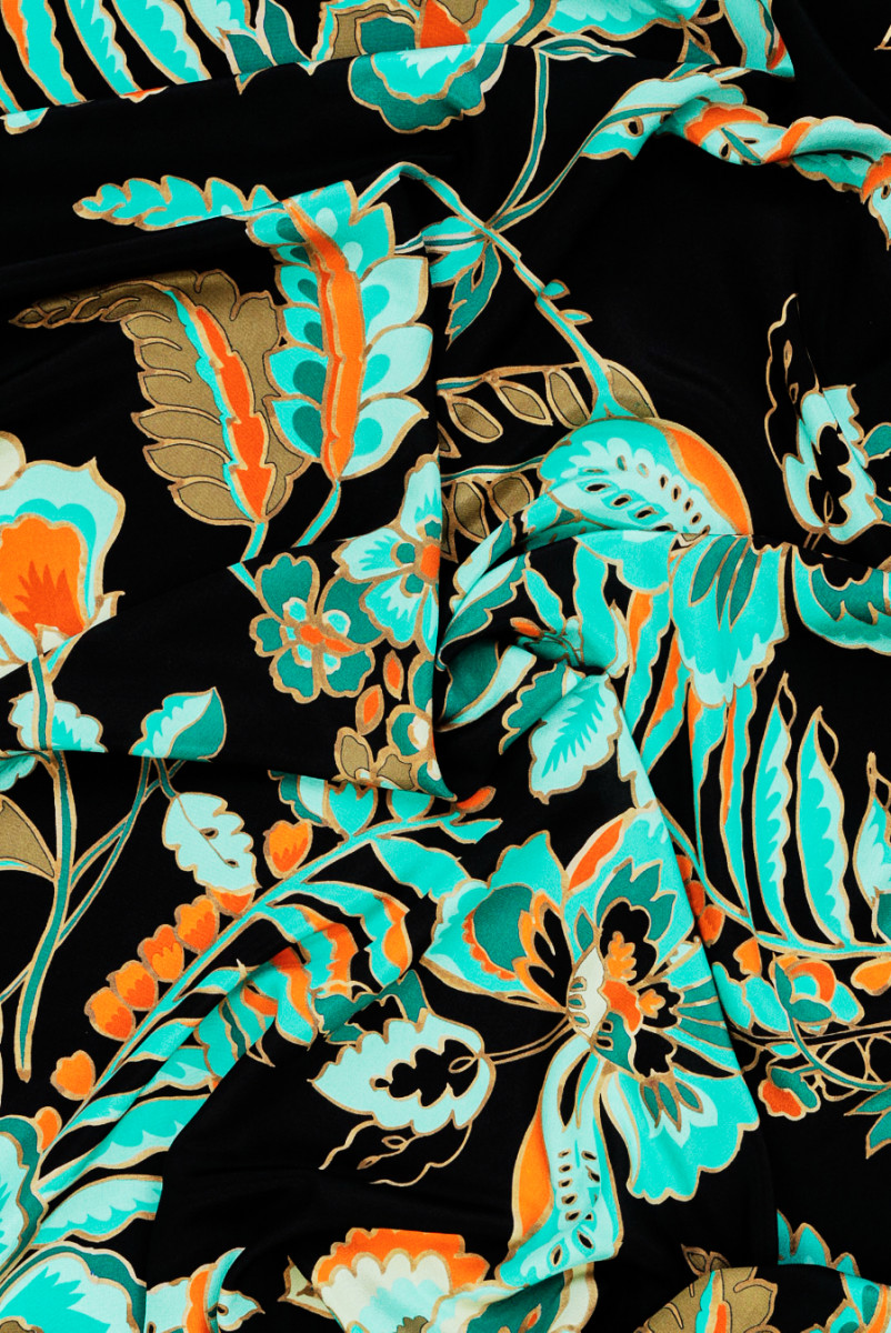 Crepe silk with flowers