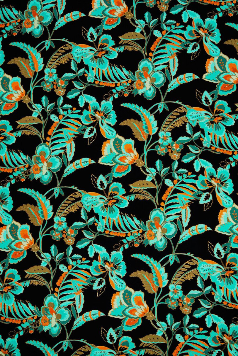 Crepe silk with flowers