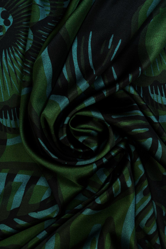 Silk satin large vegetation