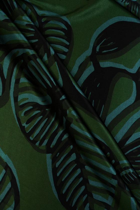 Silk satin large vegetation