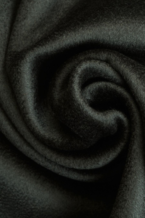 Coat wool with cashmere graphite